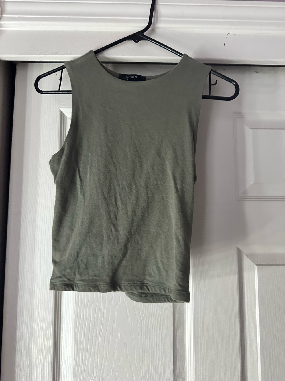 Forever 21 Basic Sleeveless Tank Top — Olive Green
